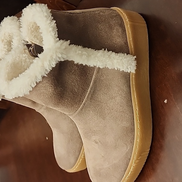 Eric Michael Women's Oregon Lace-Up Suede Ankle Boots sz 37 (6.5-7) - Picture 2 of 8